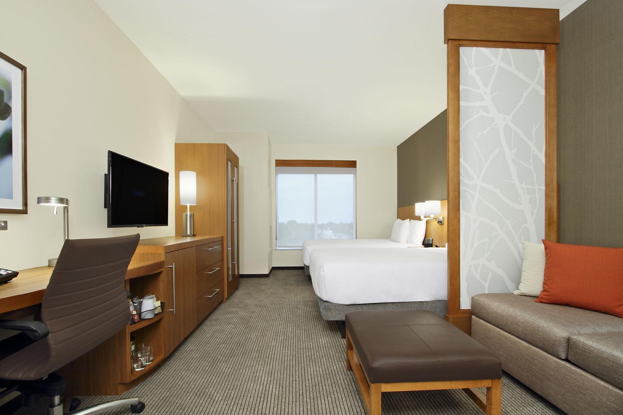 Hotel Hyatt Place Nw Vintage Park 3*