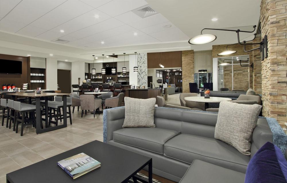 Hyatt Place Nw Vintage Park Hotel